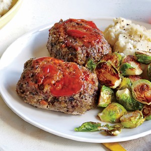 Whole-grain mini meat loaves