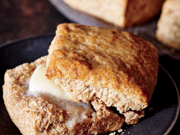 Whole-grain spelt and cornmeal biscuits