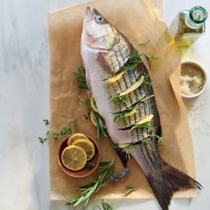 Whole grilled fish