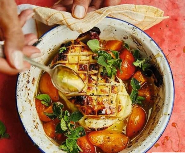 Whole grilled halloumi with apricots