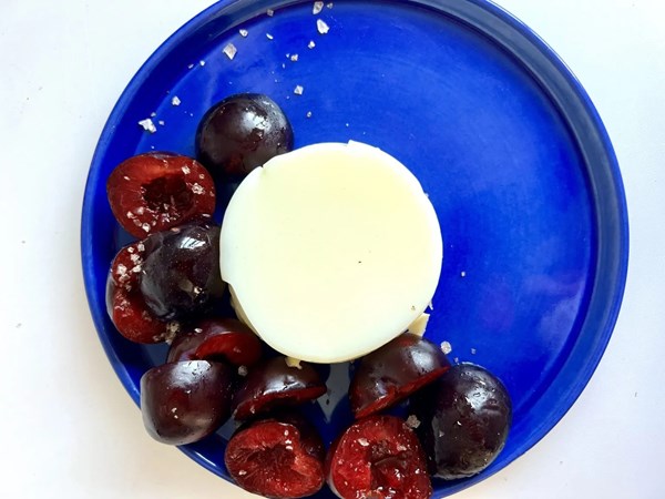 Whole milk panna cotta