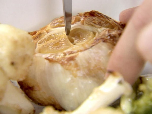 Whole roasted garlic