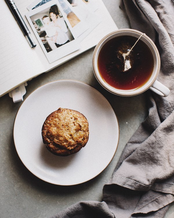 Whole wheat banana-chocolate muffins