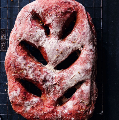 Whole-wheat beet fougasse