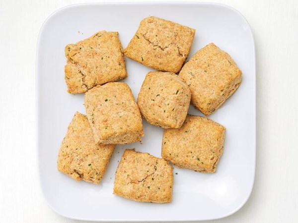 Whole-wheat cheese biscuits 