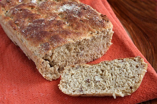 Whole wheat-orange pecan English muffin loaf