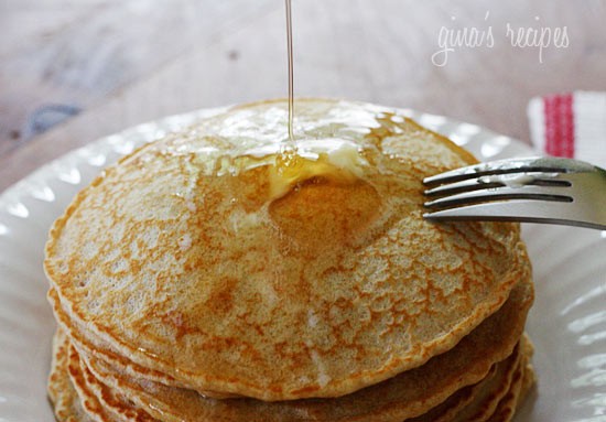 Whole wheat pancakes (New and improved)