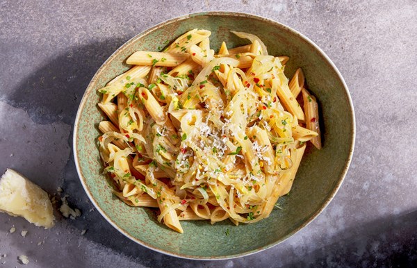Whole-wheat pasta with pecorino and white wine-onion sauce