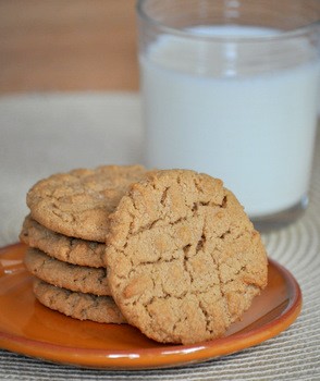 Whole wheat peanut butter cookies