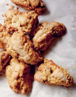 Whole-wheat raisin scones