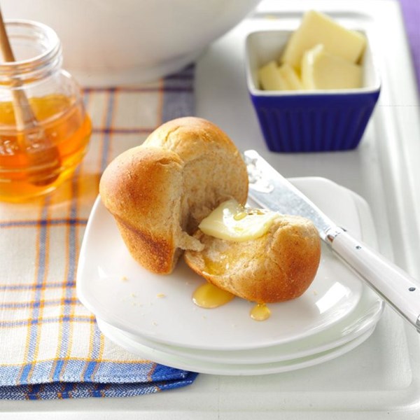 Whole wheat refrigerator rolls