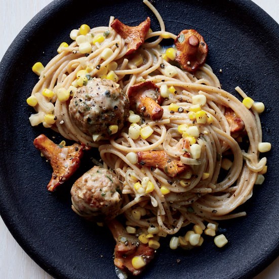 Whole-wheat spaghettini with pork meatballs and corn cream