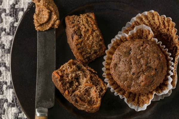 Whole-wheat spiced carrot muffins