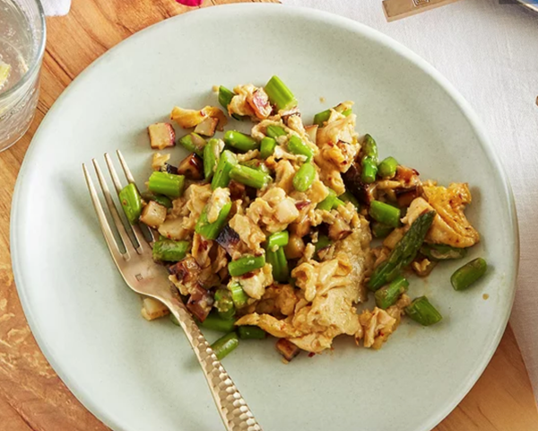Wild asparagus with scrambled eggs