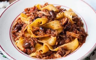 Wild boar ragù
