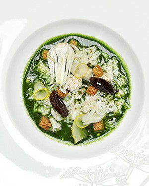 Wild garlic broth with fresh crabmeat