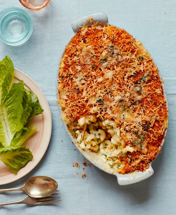 Wild garlic macaroni cheese
