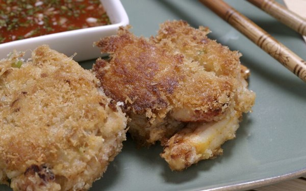 Wild Ginger's Dungeness crab cakes with lime dipping sauce