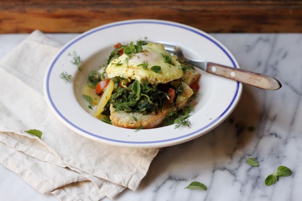Wild greens and bread soup (Acquacotta)