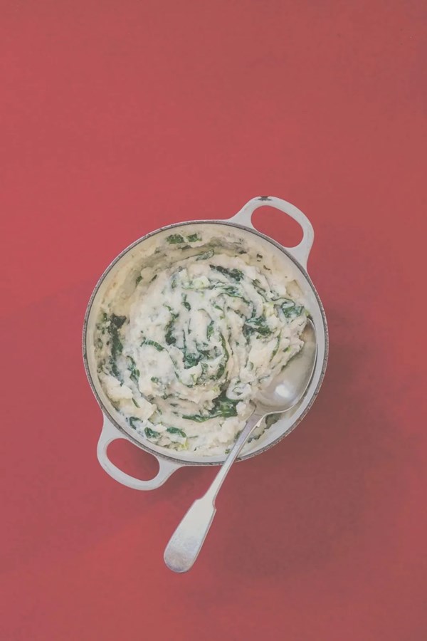 Wild greens and cheese pap