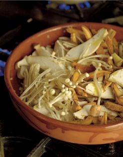 Wild mushroom rice (Arroz con setas)