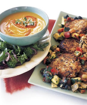 Wild rice and brown rice cakes with roasted vegetable ragù