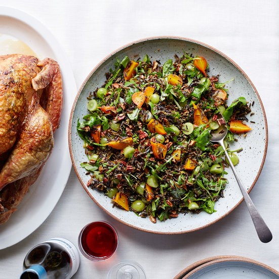Wild rice salad with beets, grapes and pecans