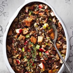 Wild rice stuffing with apple & sausage