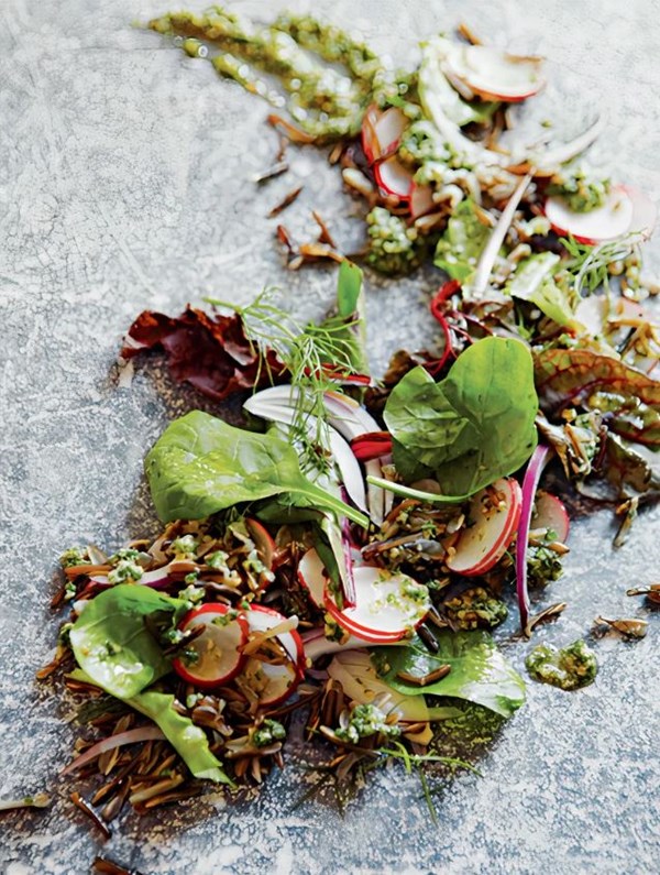 Wild rice with 'wild' greens and nettle pesto *super-healthy*
