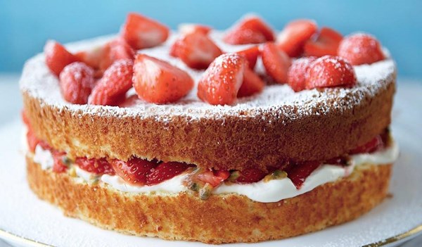 Wimbledon cake