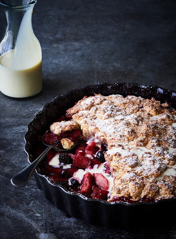 Winter fruit cobbler