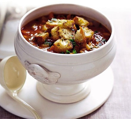 Winter minestrone with pesto croûtes 