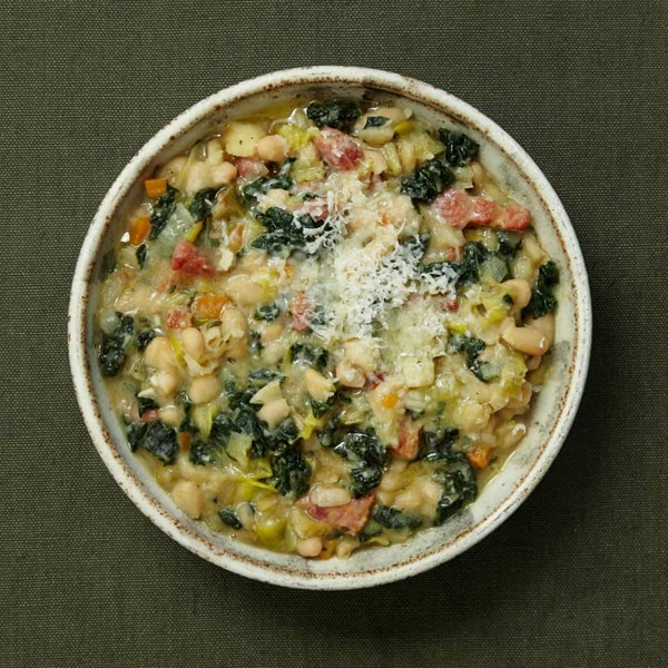 Winter minestrone with white beans and greens