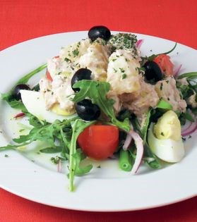 Winter Niçoise salad