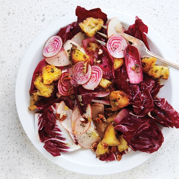 Winter panzanella with stuffing croutons