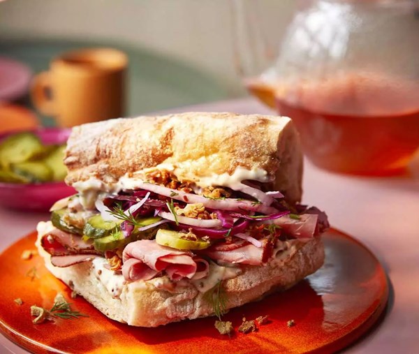 Winter slaw sarnies
