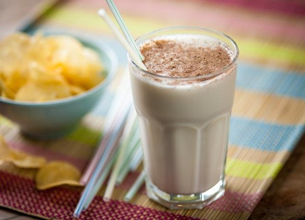 Winter-spiced banana smoothie