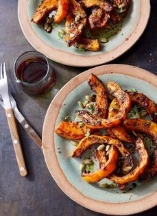 Winter squash with roasted pumpkin seeds