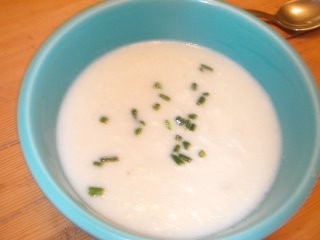 Winter white cauliflower soup