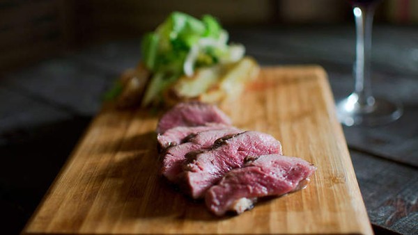 Wood-fired duck breast (Magret de canard au feu de bois)