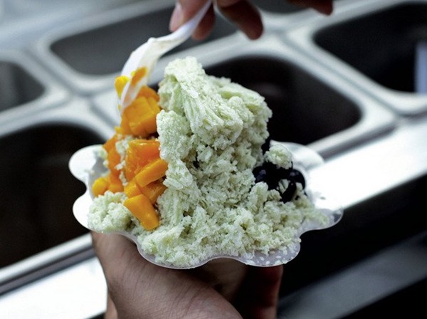 Wooly's ice's green tea ice from 'New York a la Cart' (Cook the Book)