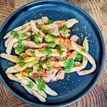 Worm-shaped pasta with tuna & pesto (Lombrichi alla Carlofortina)