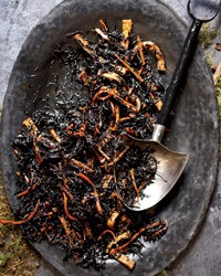 Worms in dirt (Hijiki salad)