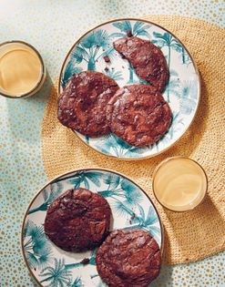 Wrinkled chocolate & anise cookies