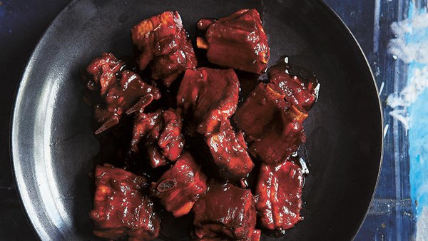 Wuxi meaty pork ribs (Wu xi rou gu tou)
