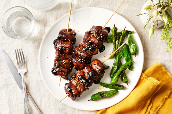 Yakitori chicken with blistered shishitos