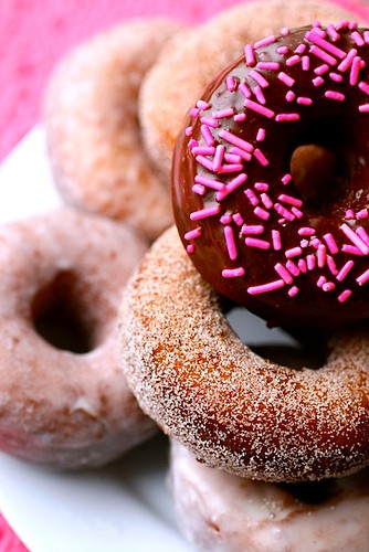 Yeasted doughnuts