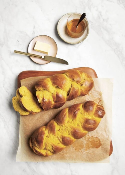 Yeasted pumpkin bread