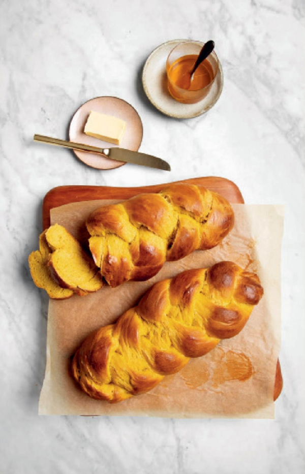 Yeasted pumpkin bread [Pan de calabaza]