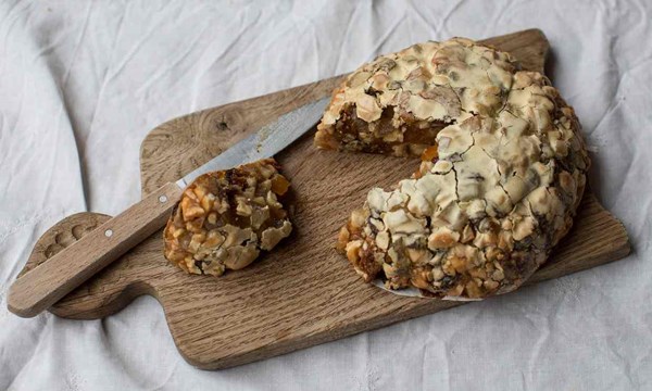 Yellow bread (Pangiallo)